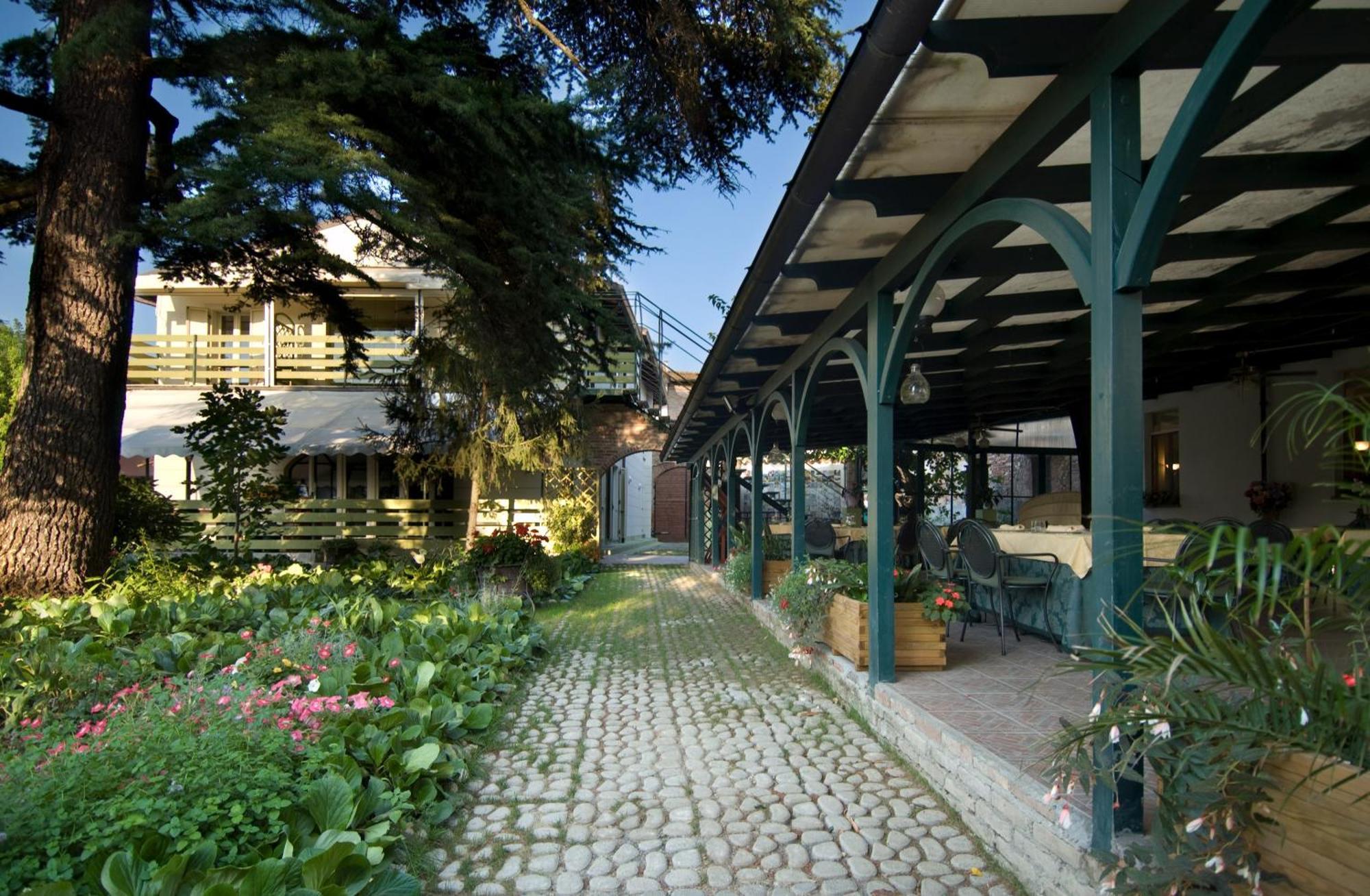 Malpassuti Resort Carbonara Scrivia Εξωτερικό φωτογραφία